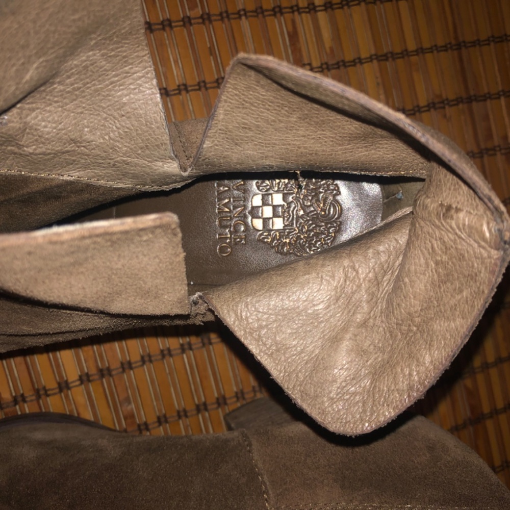Tan booties - Picture 4 of 4